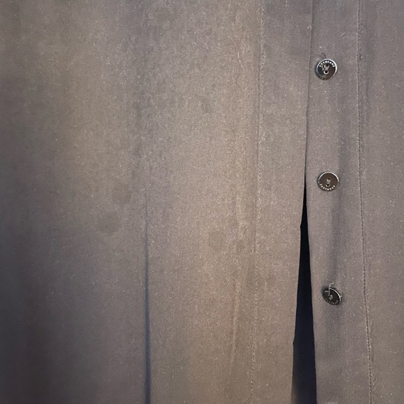 Everlane Women’s Silk Round Collar Shirt in Black - Picture 4 of 5